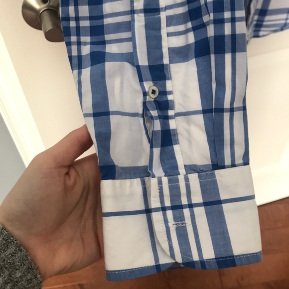 Men’s Button Down - Picture 4 of 4